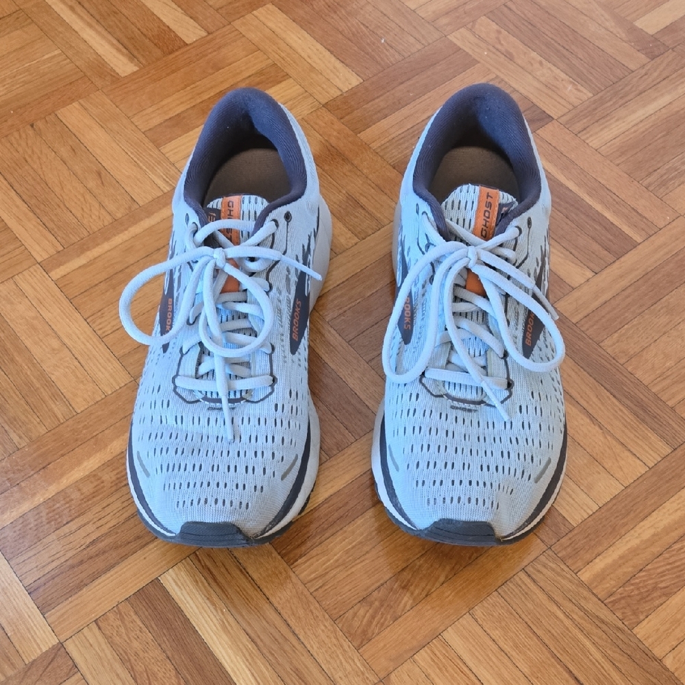 Brooks Ghost 13 in Light Blue and Gray